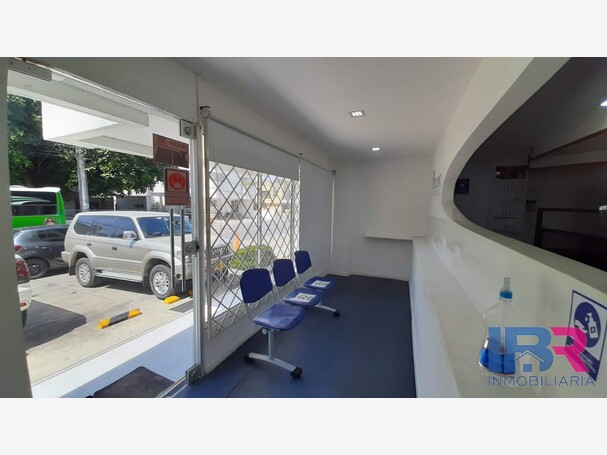 LOCAL EN ARRIENDO EN MANGA