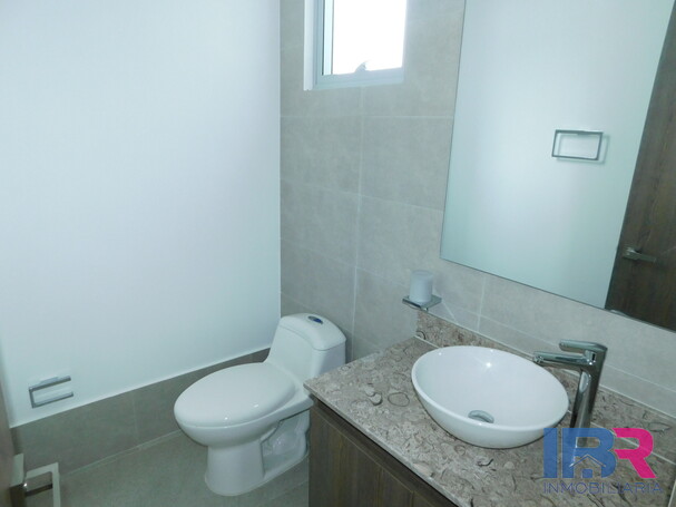 OFICINA EN ARRIENDO EN BOCAGRANDE