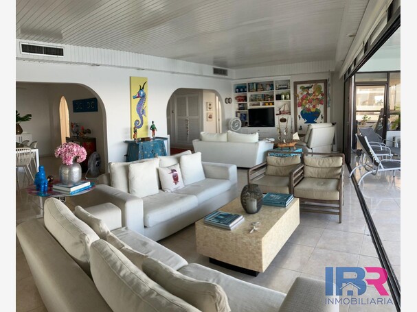 APARTAMENTO EN ARRIENDO EN BOCAGRANDE