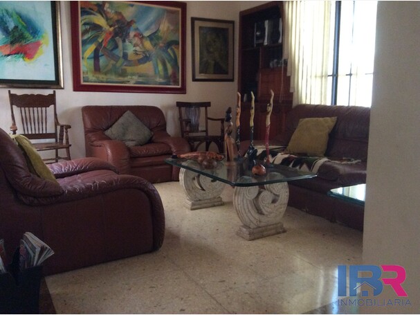 APARTAMENTO EN ARRIENDO EN PIE DE LA POPA