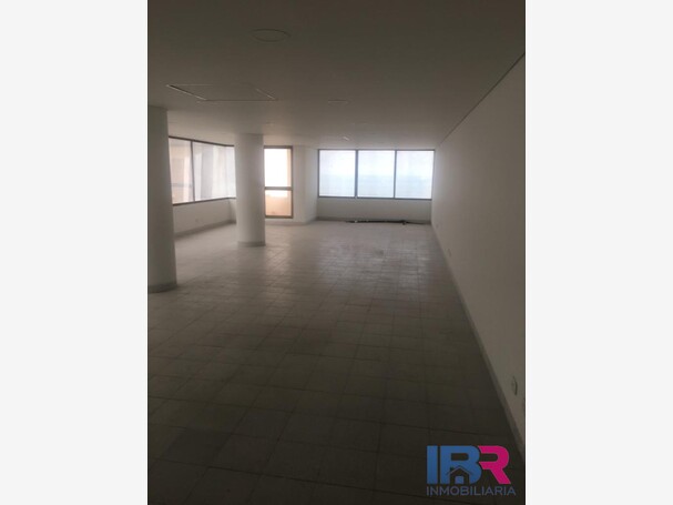 OFICINA EN ARRIENDO EN BOCAGRANDE