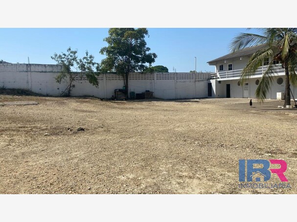 Bodega + Oficina en Arriendo en Mamonal