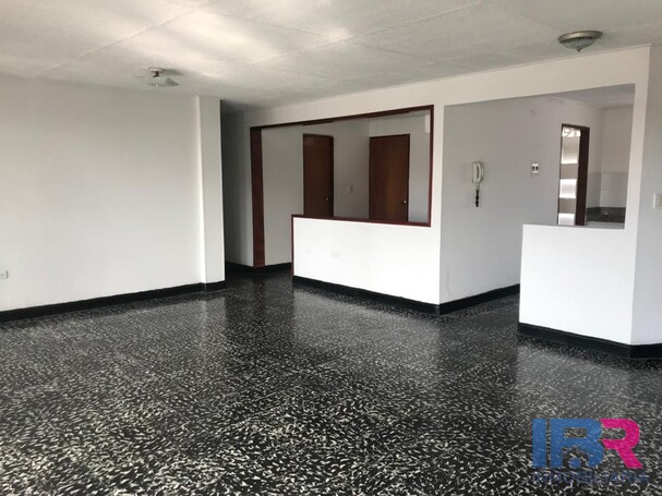 APARTAMENTO EN VENTA EN PIE DE LA POPA