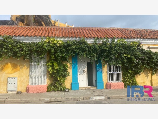 CASA COMERCIAL EN VENTA EN EL CENTRO HISTORICO