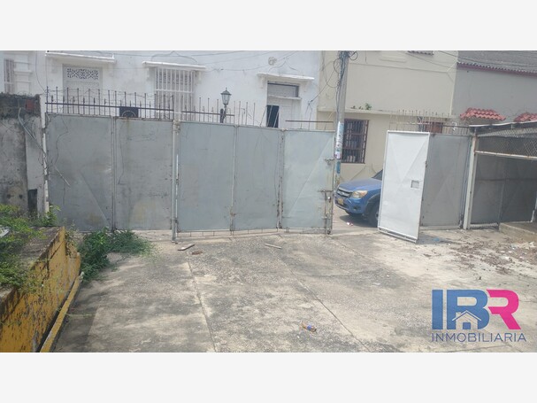LOTE EN ARRIENDO EN EL CENTRO