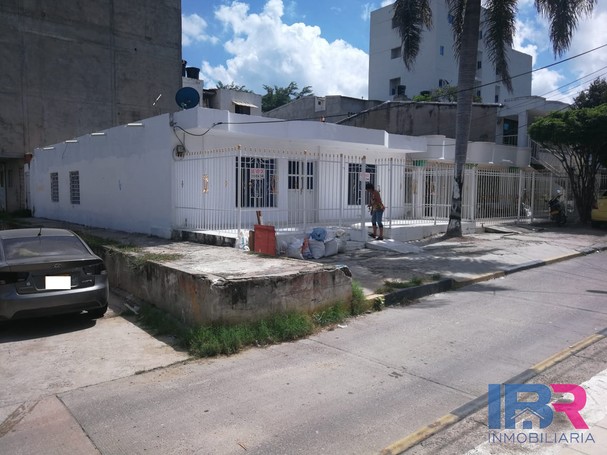 CASA EN VENTA EN BLAS DE LEZO