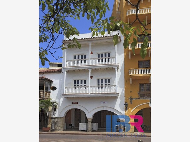 EDIFICIO EN ARRIENDO EN CENTRO HISTORICO