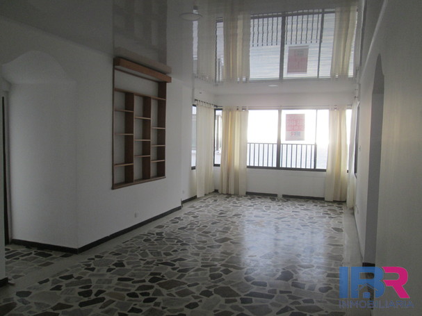 APARTAMENTO EN VENTA EN EL LAGUITO