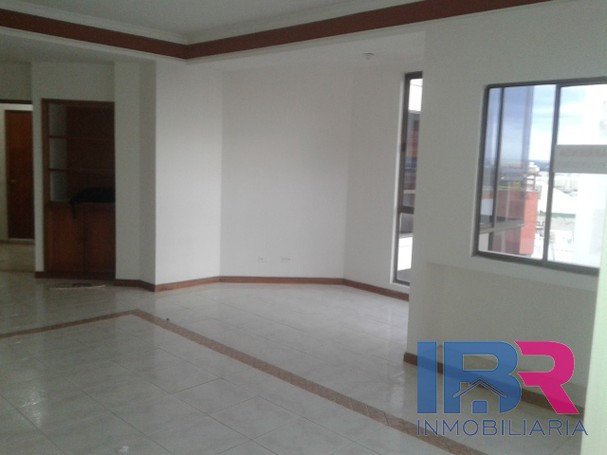 APARTAMENTO EN VENTA EN PIE DE LA POPA