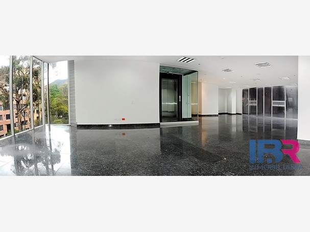Edificio en Arriendo en El Retiro
