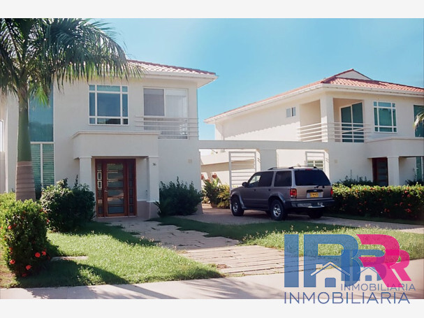 CASA EN ARRIENDO EN ZONA NORTE