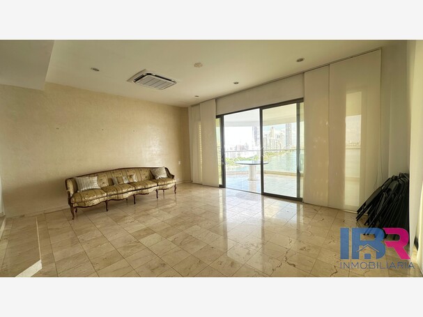 APARTAMENTO EN ARRIENDO EN CASTILLOGRANDE