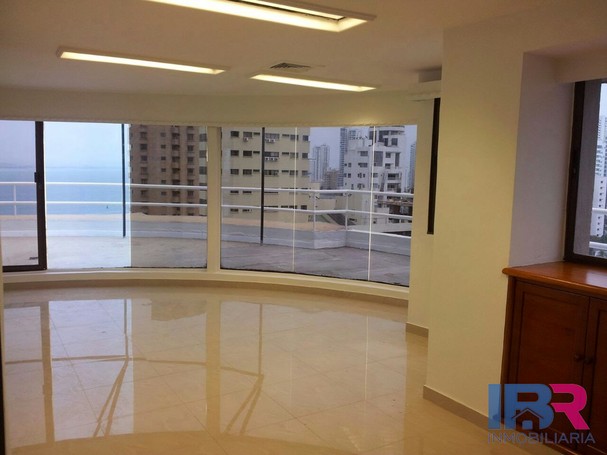 OFICINA EN VENTA EN BOCAGRANDE