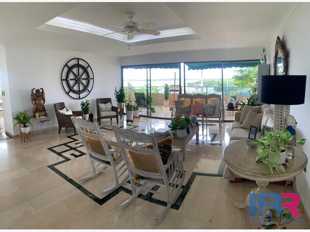 APARTAMENTO EN VENTA EN BOCAGRANDE