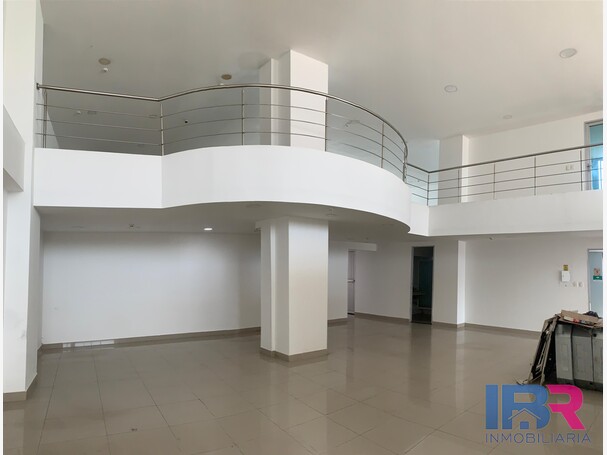 EDIFICIO EN ARRIENDO EN EL PRADO