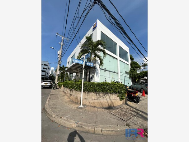 EDIFICIO EN ARRIENDO EN MANGA
