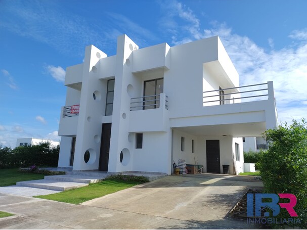 CASA EN VENTA EN ZONA NORTE