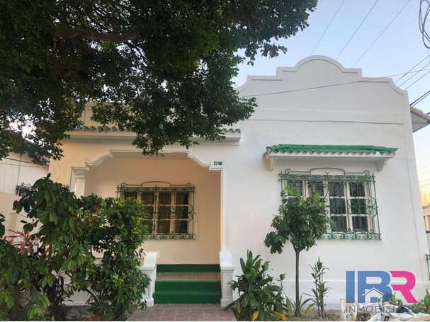 CASA EN VENTA EN PIE DE LA POPA
