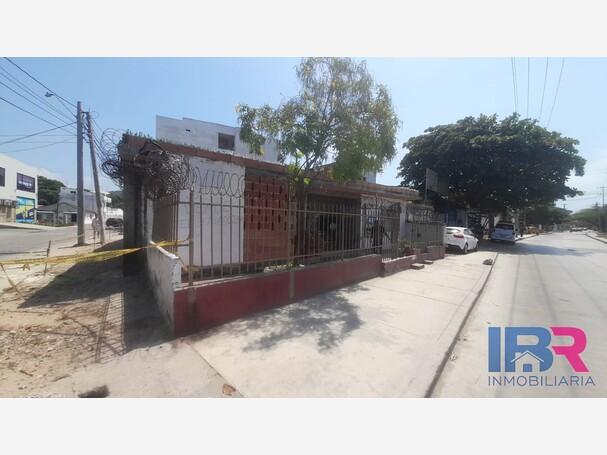 CASA EN VENTA EN TORICES