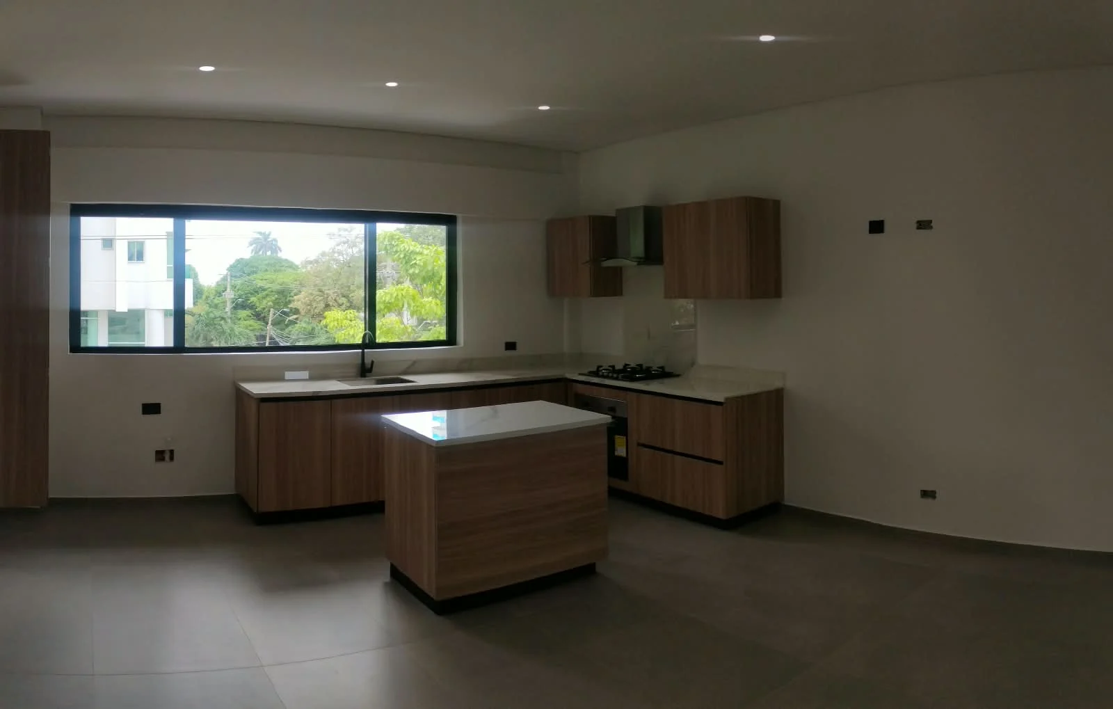 APARTAMENTO EN ARRIENDO EN CASTILLO GRANDE