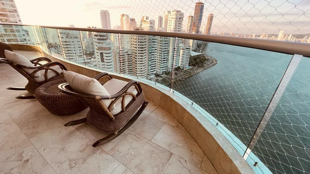 APARTAMENTO EN VENTA EN CASTILLOGRANDE