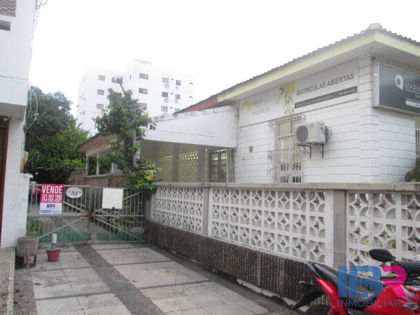 CASA COMERCIAL EN ARRIENDO EN MANGA