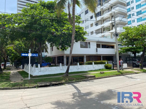 CASA EN VENTA EN CASTILLOGRANDE