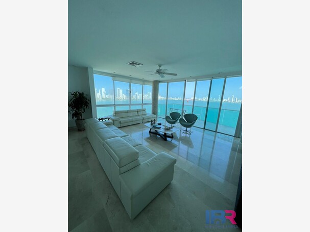 APARTAMENTO EN VENTA EN CASTILLOGRANDE