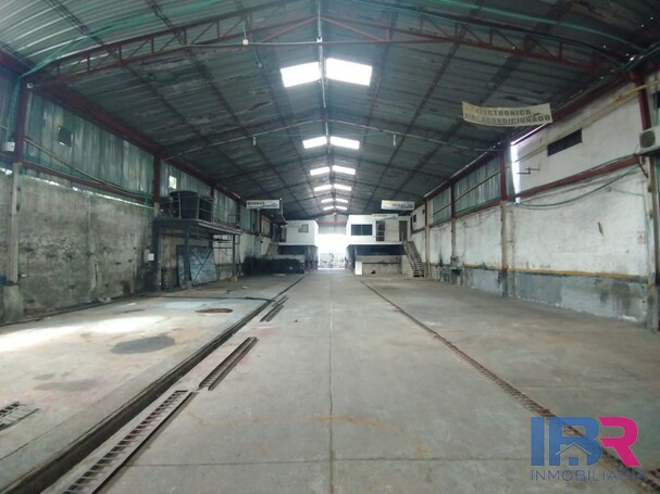 BODEGA EN ARRIENDO EN AVENIDA PEDRO DE HEREDIA