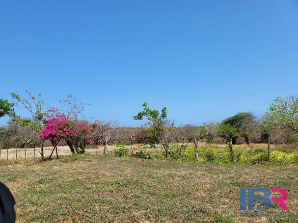 LOTE EN VENTA EN ARROYO DE PIEDRA