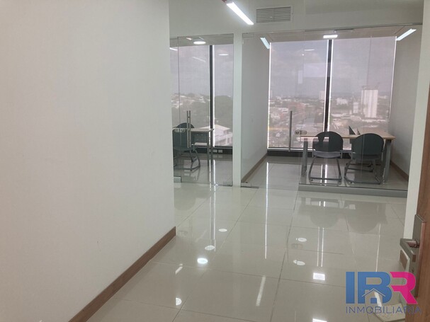 OFICINA EN VENTA EN EL BOSQUE