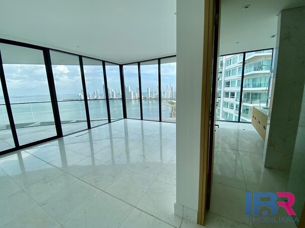 APARTAMENTO EN VENTA EN BOCAGRANDE