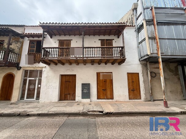 CASA COMERCIAL EN ARRIENDO EN CENTRO HISTORICO