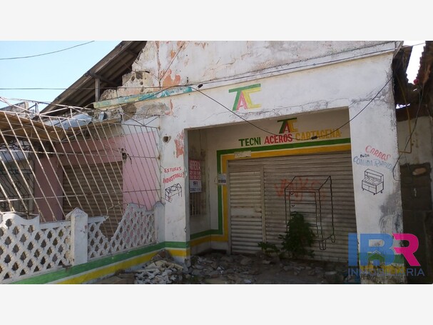 CASA COMERCIAL EN VENTA EN DANIEL LEMAITRE