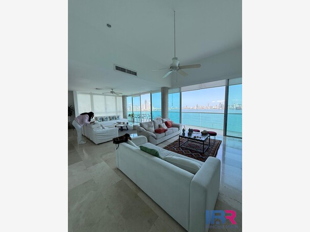 APARTAMENTO EN VENTA EN CASTILLOGRANDE