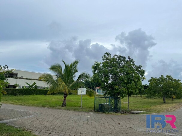 LOTE EN VENTA EN BARU