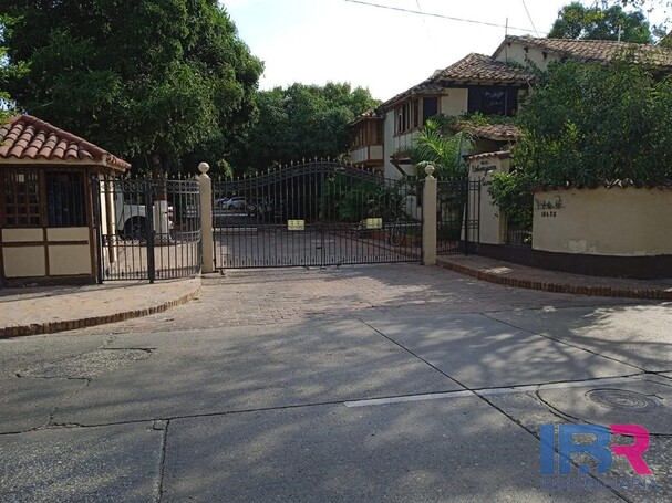 CASA EN VENTA EN MANGA