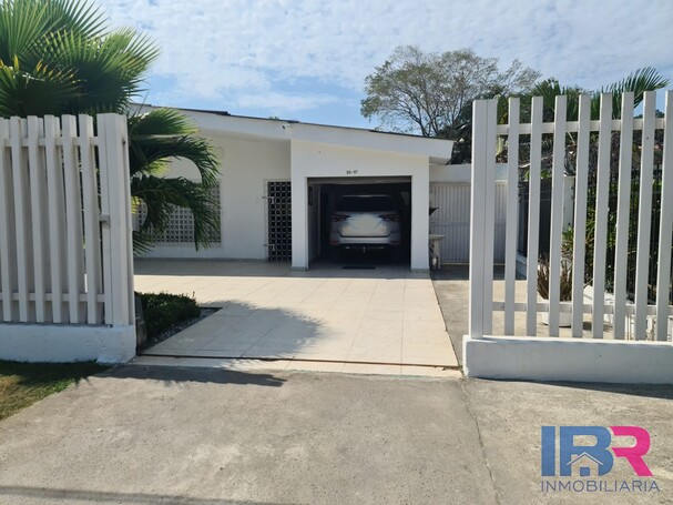 CASA EN VENTA EN TURBACO